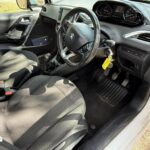 PEUGEOT – 208 Active – Puretech 82 – (2017) - Image 10