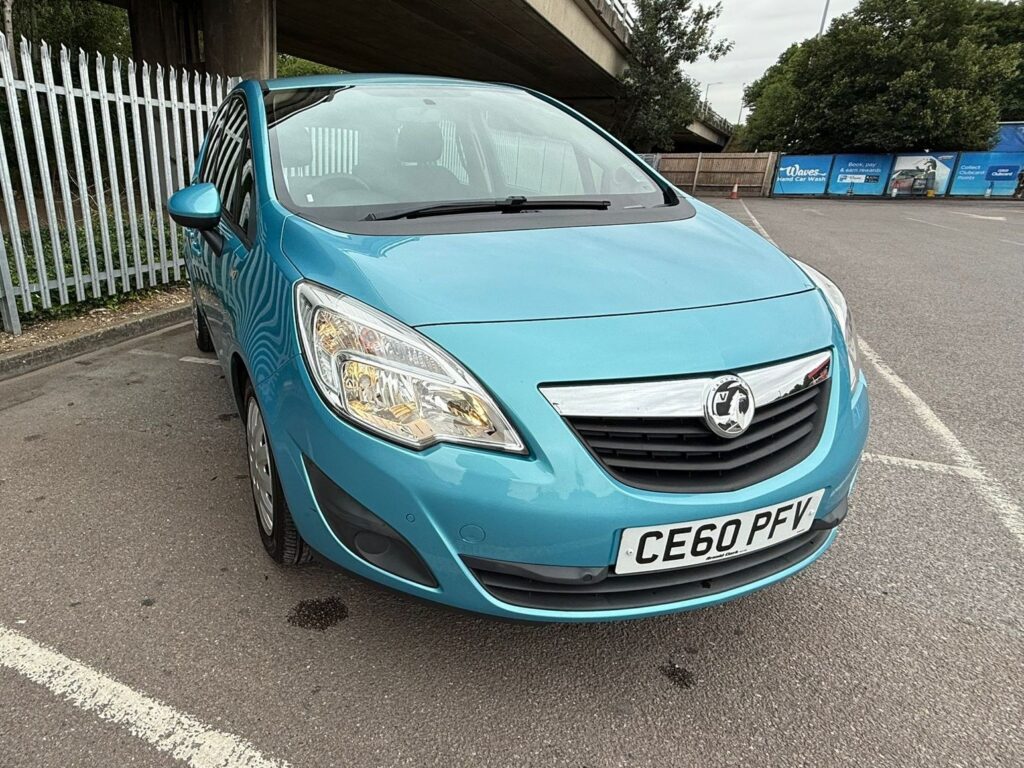 2010 Vauxhall Meriva Exclusiv - Practical family MPV with FlexDoors system. Low mileage, great condition. Visit us today!