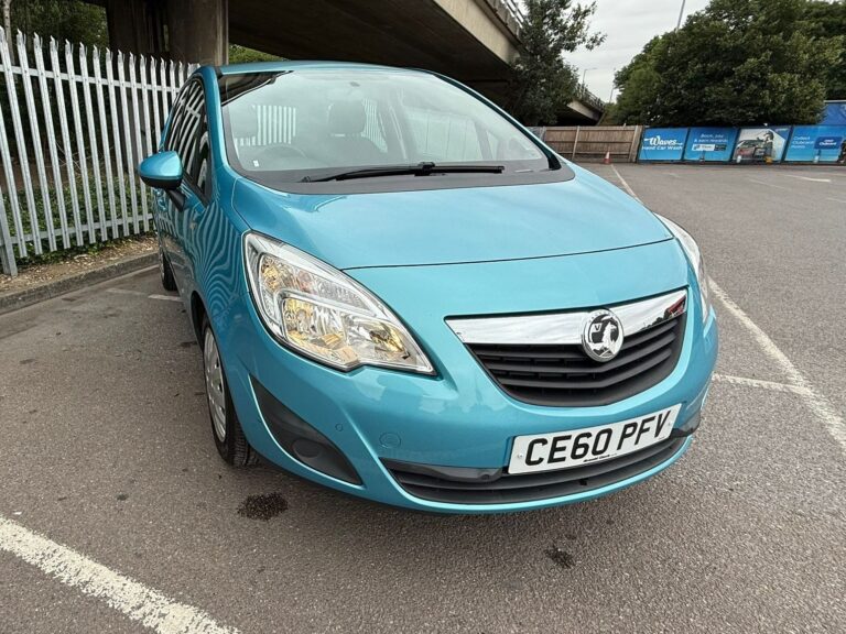 2010 Vauxhall Meriva Exclusiv - Practical family MPV with FlexDoors system. Low mileage, great condition. Visit us today!