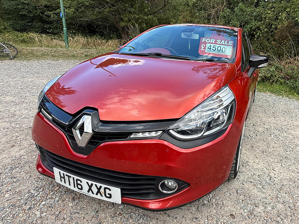 RENAULT – Clio Dynamique S Nav Dci Auto – (2016)